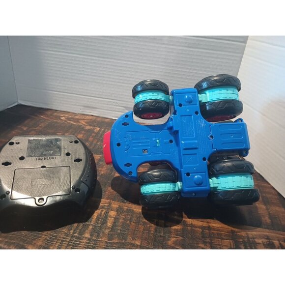 2016 JAKKS Pacific Nintendo Mario Kart 8 Remote Control RC Racer Car Not Working - Picture 2 of 3